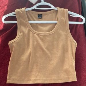 brun tank top